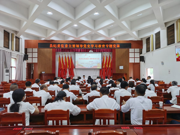 镇沅彝族哈尼族拉祜族自治县教育局领导团队及教育改革发展新动向